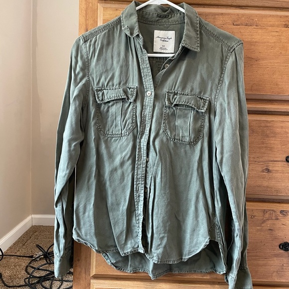 American Eagle Outfitters Green Blouse - Picture 1 of 2